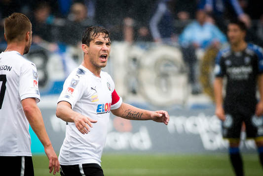 Örebros Nordin Gerzic jublar