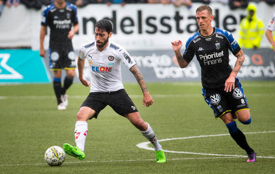 Örebros Nahir Besara och IFK Göteborgs Sören Rieks