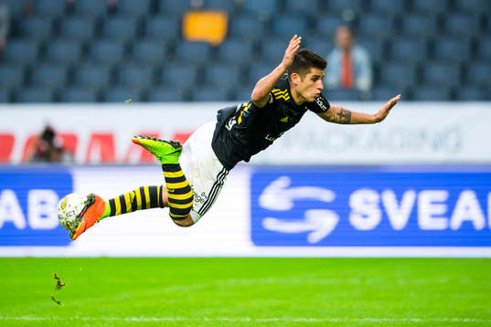 s Nicolas Marcelo Stefanelli faller