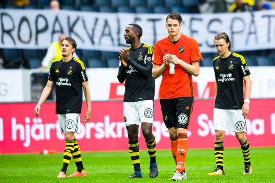 s Rasmus Lindkvist , Henok Goitom  och målvakt Oscar