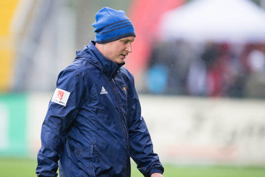 Djurgårdens Kim Källström värmer upp