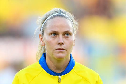 Sveriges Lisa Dahlkvist vid lineup innan fotbollsmatchen