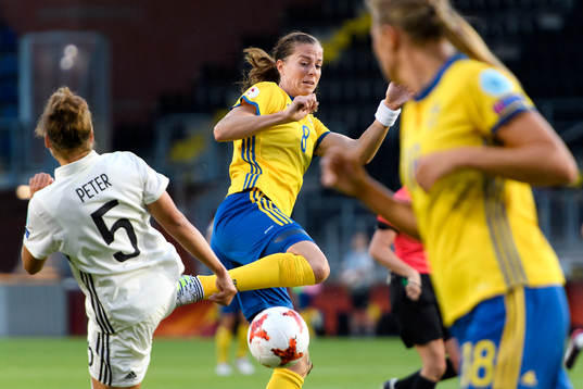 Sveriges Lotta Schelin i fotbollsmatchen mellan Tyskland