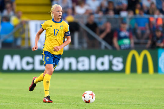 Sveriges Caroline Seger i fotbollsmatchen mellan Tyskland