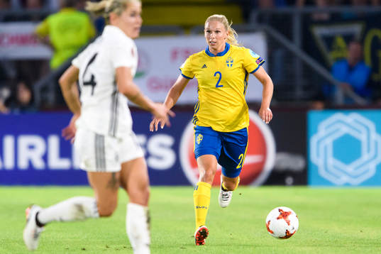 Sveriges Jonna Andersson i fotbollsmatchen mellan Tyskland