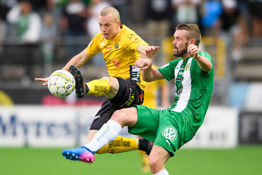 Elfsborgs Daniel Gustavsson och Hammarbys Mads Fenger