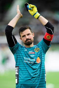 Elfsborgs målvakt Kevin Stuhr Ellegaard jublar