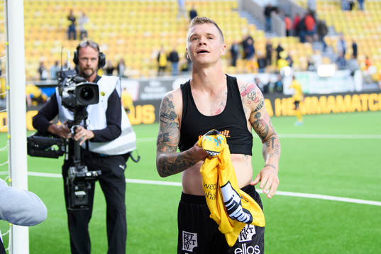 Elfsborgs Samuel Holmén tackar publiken