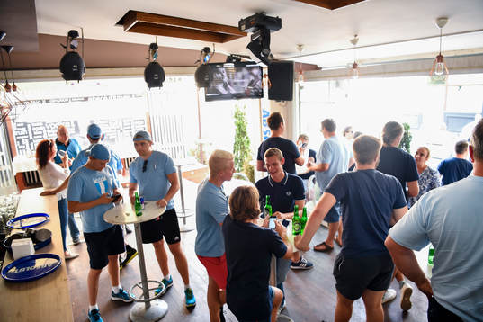 Malmö FFs supportrar laddar upp