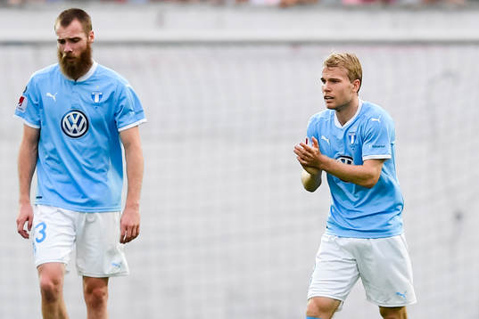 Malmö FFs Jo Inge Berget, och Oscar Lewicki  deppar