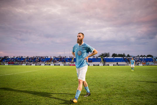 Malmö FFs Jo Inge Berget deppar när han lämnar planen