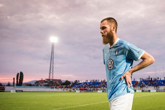 Malmö FFs Jo Inge Berget deppar när han lämnar planen