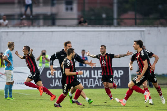 Vardars spelare jublar