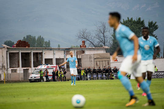 Spel på Mladost Stadium
