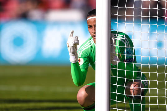 Rysslands målvakt Tatjana Sjtjerbak i matchen mellan