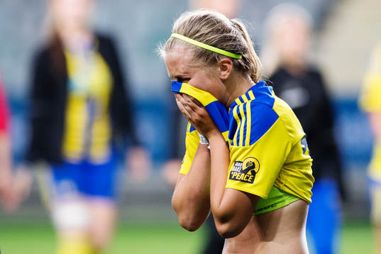 Eskilsminnes Nova Lundin Hafström deppar
