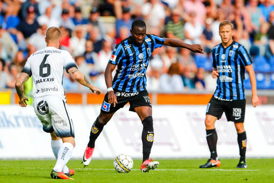 Häckens Alexander Faltsetas och Sirius Moses Ogbu