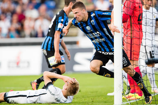 Häckens Juhani Ojala deppar och Sirius Shkodran Maholli