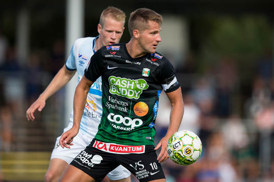 Varbergs Gabriel Altemark-Vanneryr mot Gefles Martin