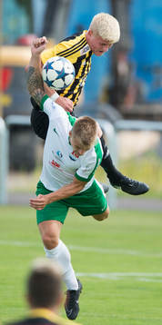 IFK Hässleholms Linus Svensson i matchen i division 2