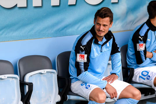 Malmö FFs Markus Rosenberg på bänken före