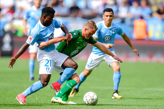Malmö FFs Kingsley Sarfo och Jönköpings Stian Aasmundsen