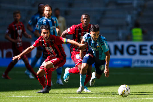 Östersunds Brwa Nouri och Djurgårdens Othman El Kabir