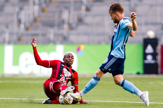 Östersunds Fouad Bachirou och Djurgårdens Jacob Une