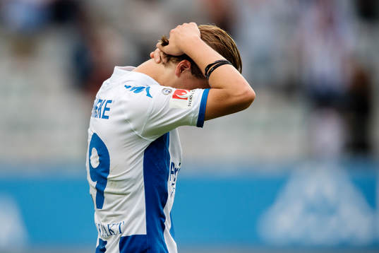 IFK Göteborgs August Erlingmark deppar