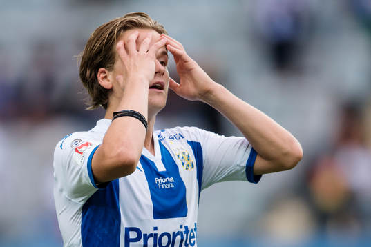 IFK Göteborgs August Erlingmark deppar