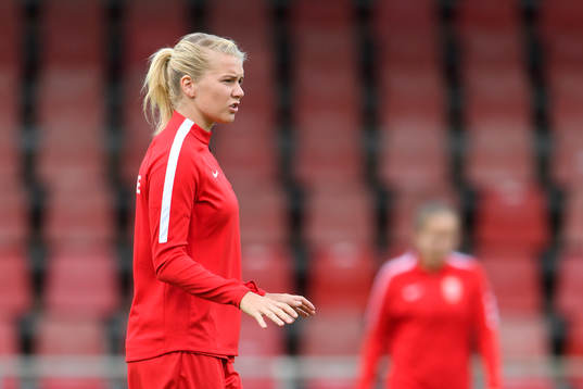 Ada Hegerberg på en träning med det norska landslaget