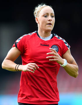 Sanne Troelsgaard på en träning med det danska landslaget