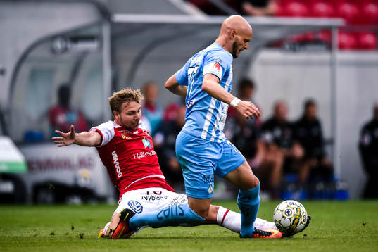 Kalmars Jonathan Ring och AFC Eskilstunas Zourab Tsiskaridze