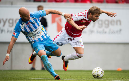 Kalmars Jonathan Ring och AFC Eskilstunas Zourab Tsiskaridze