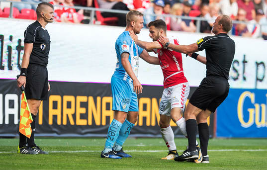 Kalmars Filip Sachpekidis och AFC Eskilstunas Alexander