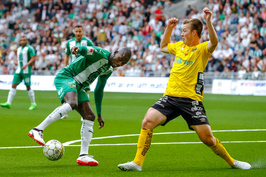 Hammarbys Pa Amat Dibba och Elfsborgs Simon Olsson