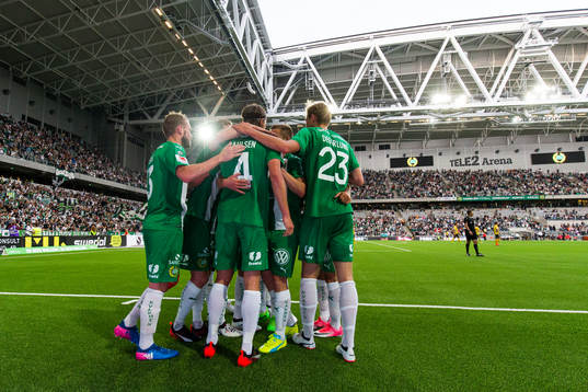 Hammarbys Mads Fenger Nielsen, Björn Paulsen och Marcus