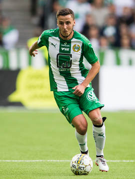 Hammarbys Jeppe Andersen med bollen