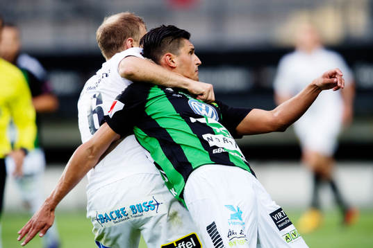 Östers Mario Vasilj och GAIS Luka Mijaljevic