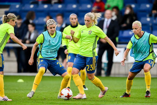 Sveriges Olivia Schough , Elin Rubensson och Caroline Seger