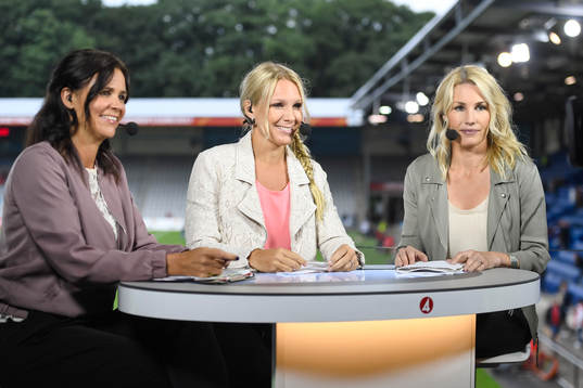Malin Swedberg, Anna Brolin och Hanna Marklund före