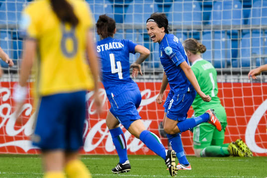Italiens Daniela Sabatino jublar