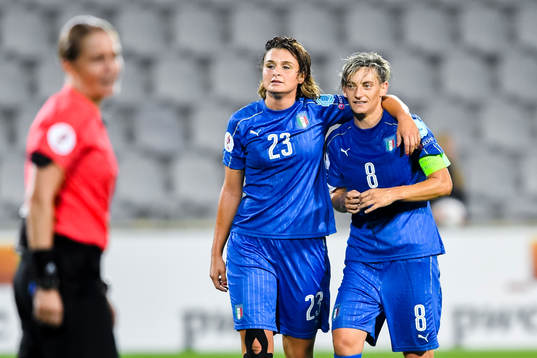 Italiens Cristiana Girelli och Melania Gabbiadini