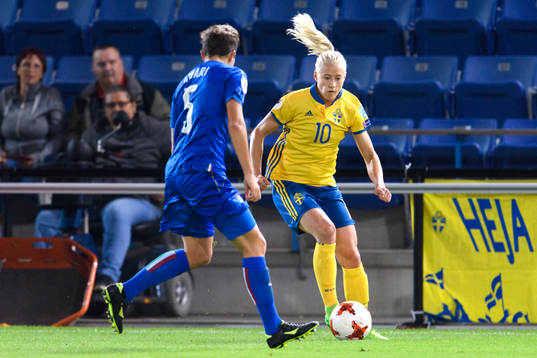 Sveriges Julia Spetsmark i matchen mellan Sverige och