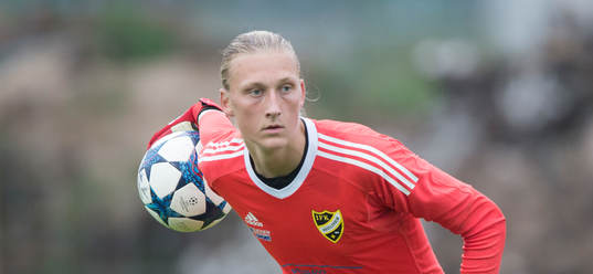 IFK Hässleholms Carl Lundahl Persson i matchen i Svenska