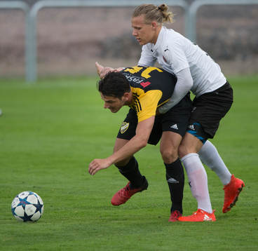Hittarp tar grepp på IFK Hässleholms Egzon Ademi i
