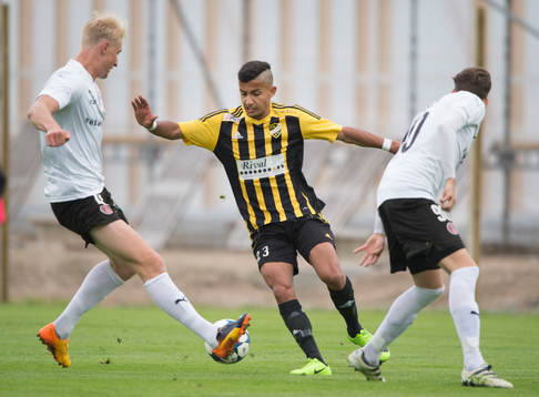IFK Hässleholms Waed Shaif i matchen i Svenska Cupen