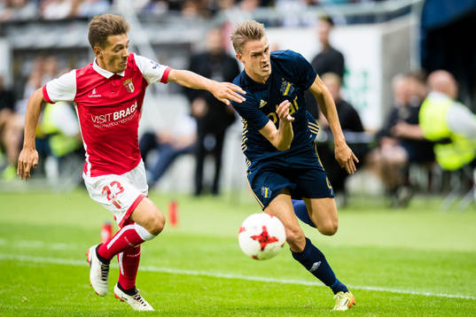 s Rasmus Lindkvist