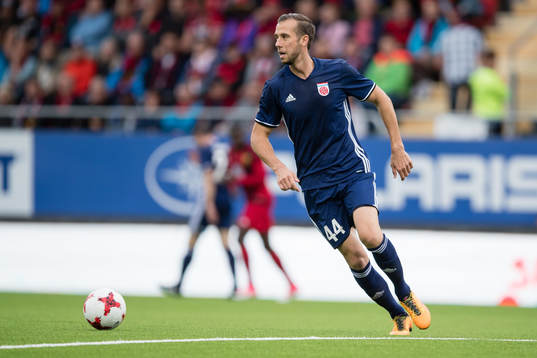 FC Fola Esch Peter Chrappan