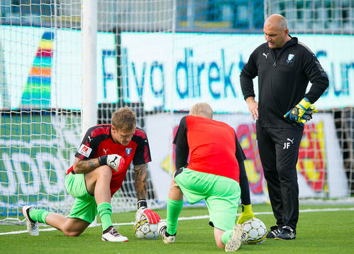 Malmö FFs målvakt Johan Dahlin och målvakt Fredrik